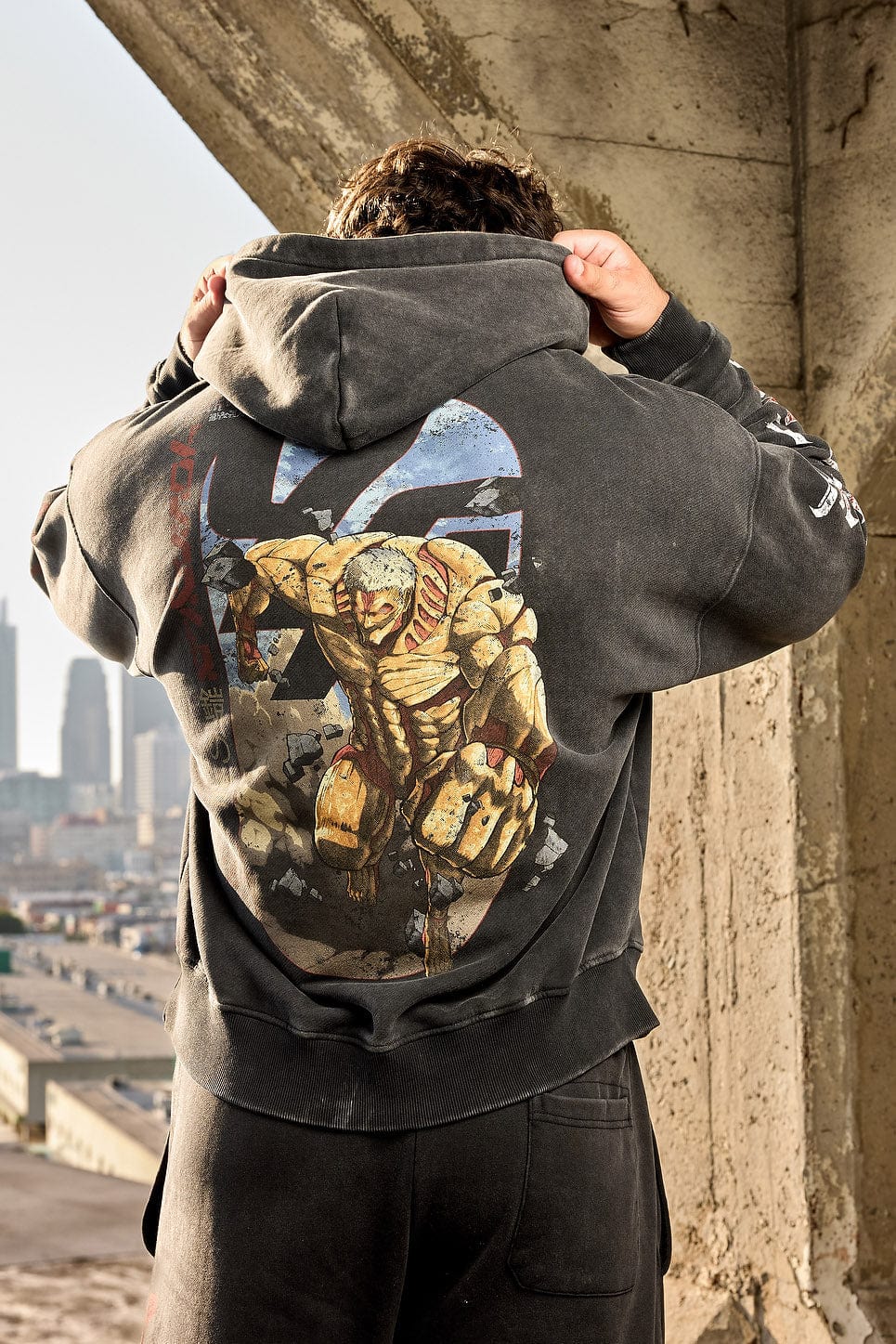 5129 - Hoodies AOT© x YLA