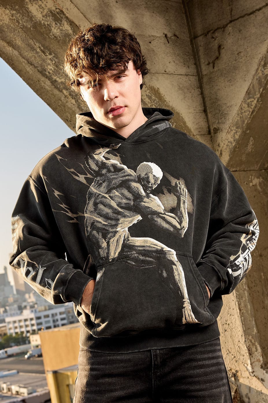 5129 - Hoodies AOT© x YLA