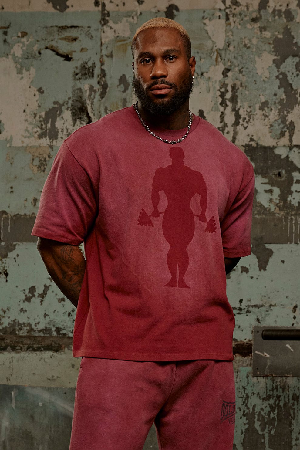4285 - T-shirts Shadow Legacy Iron de Gold