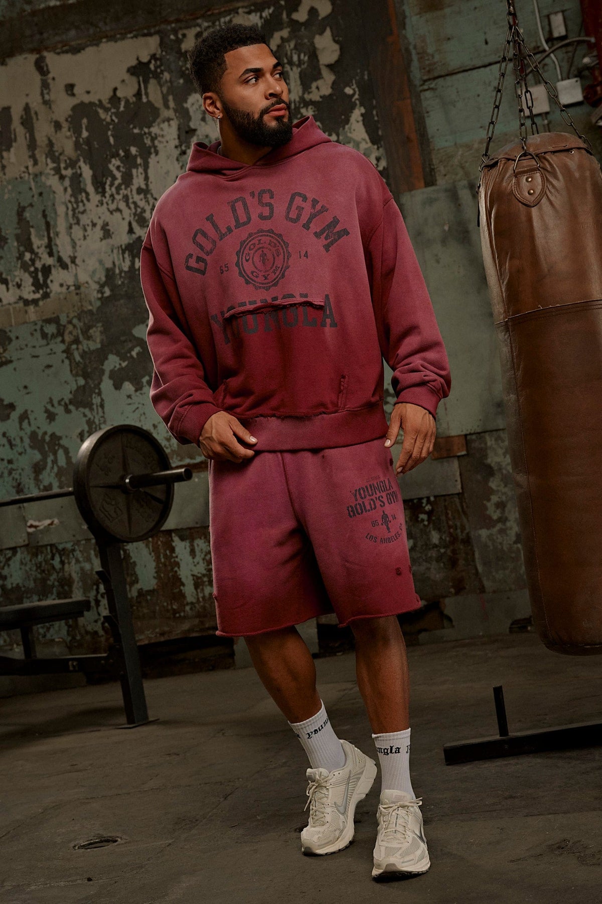5167 - Sweat à capuche à écusson Gold's Iron Legacy