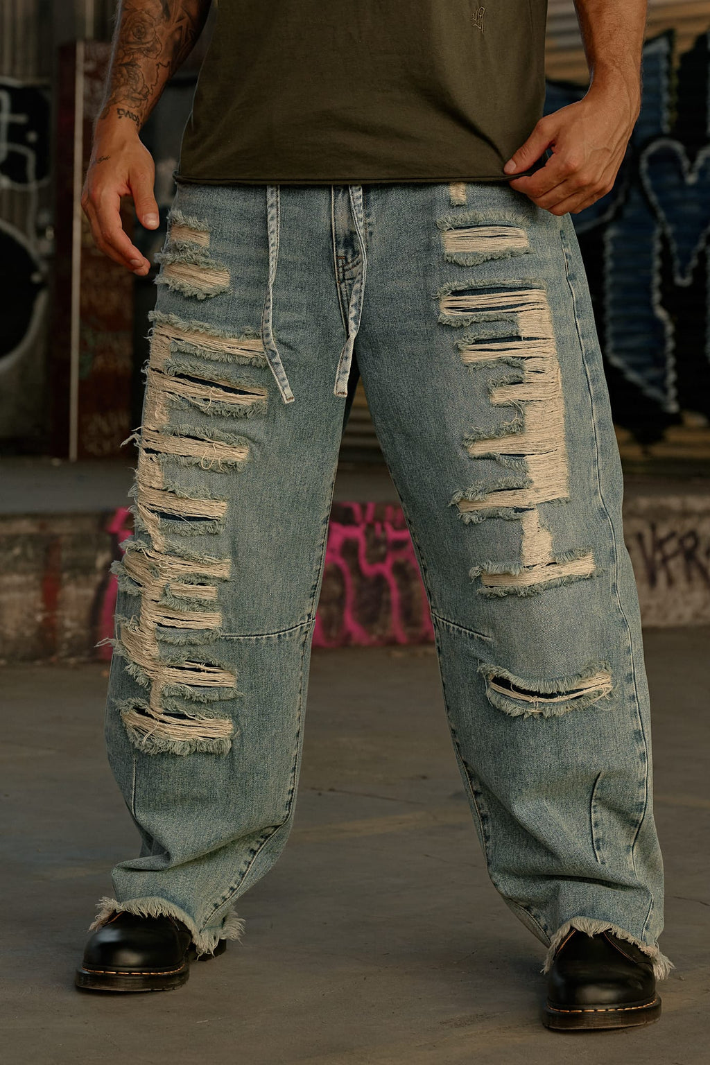 6004 - Jean Destroyed