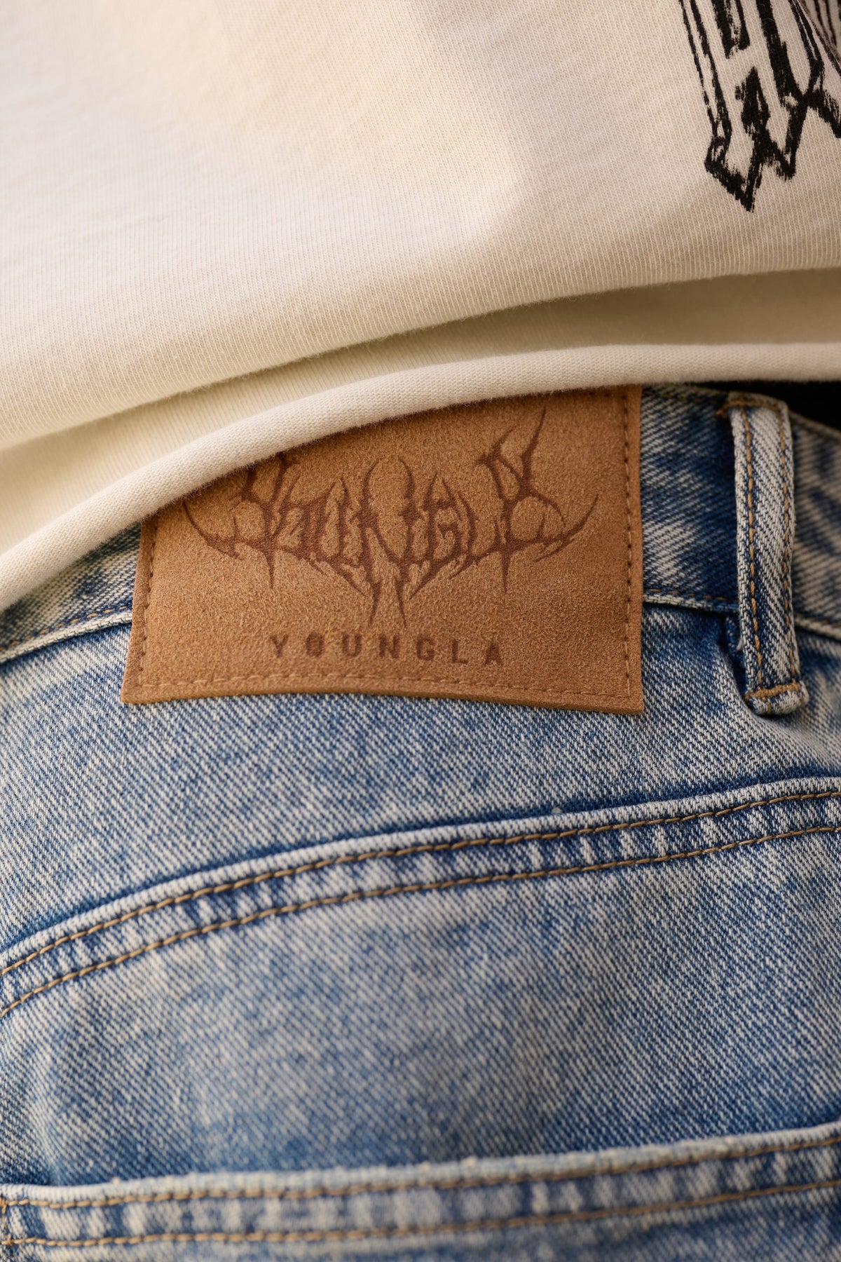 6057 - Jean en denim Downtown