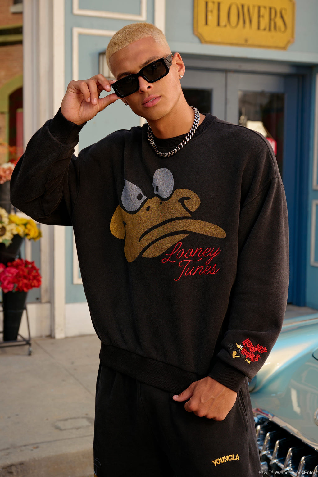 5255 - Sweats à col rond avec visage Looney Tunes