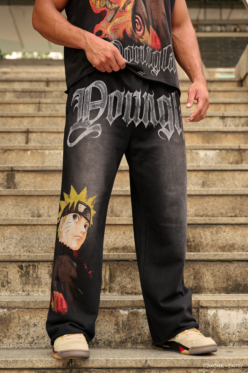 2012 - Pantalones deportivos con ilustraciones de Naruto