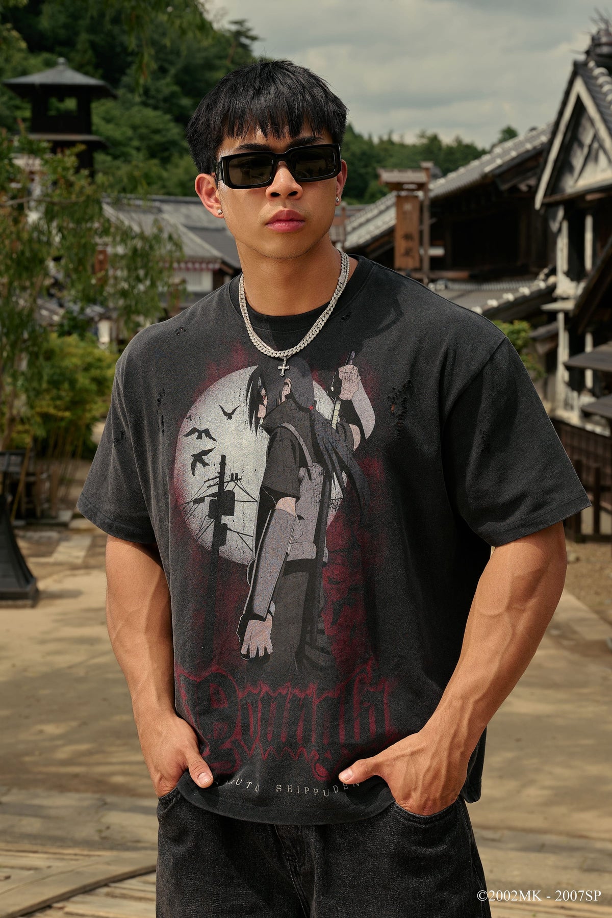 4318 - T-shirts Naruto effet usé