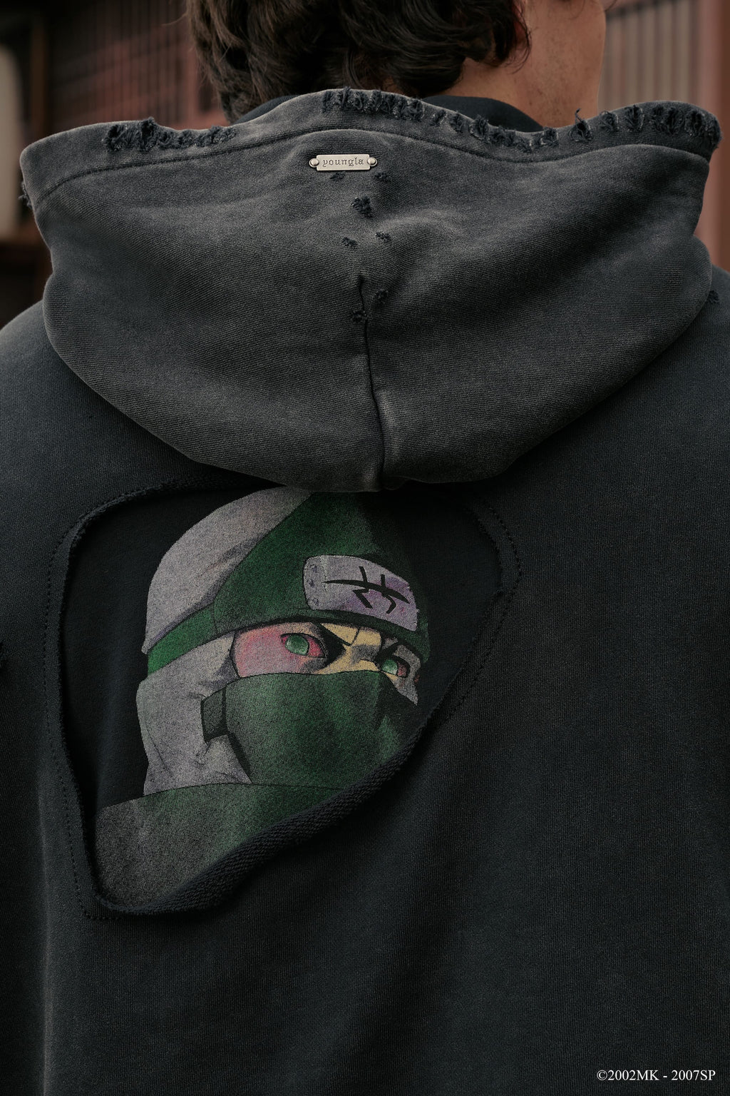 5073 - Sweat à capuche Naruto Peek Through