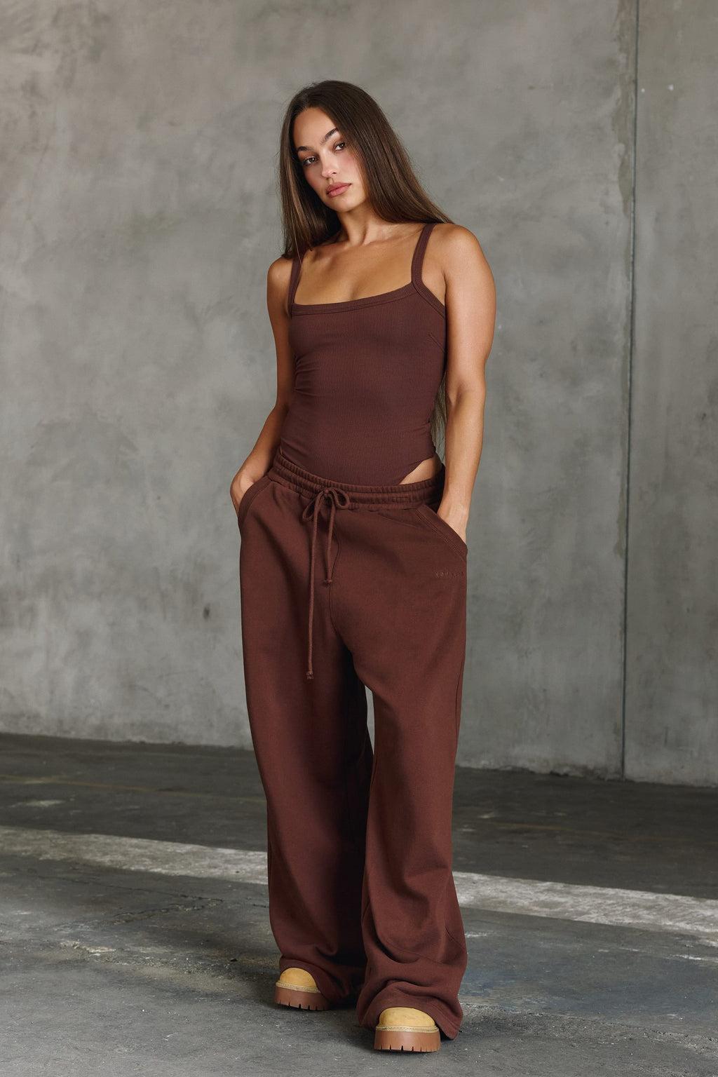 W2296 Pantalon de jogging super baggy