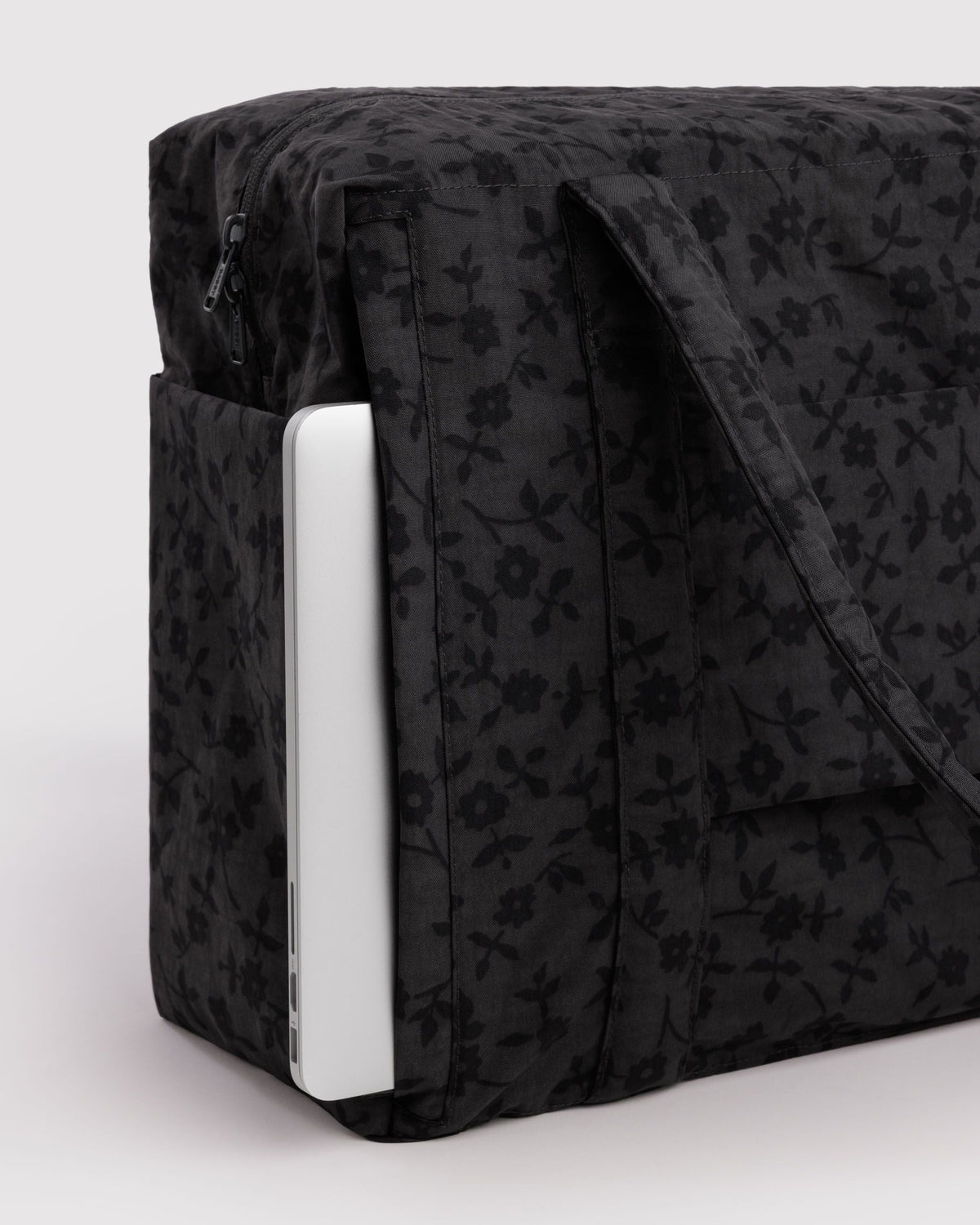 Cloud Carry-on - Charcoal Ditsy Floral - image 4