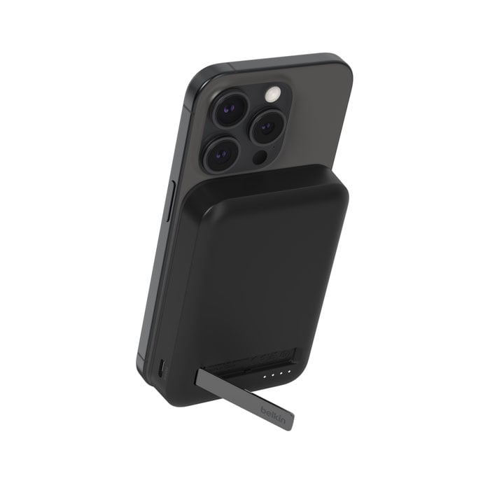 Belkin BoostCharge Pro Magnetic Power Bank with Qi2 15W 8K in Black - BPD007BTBK - image 1