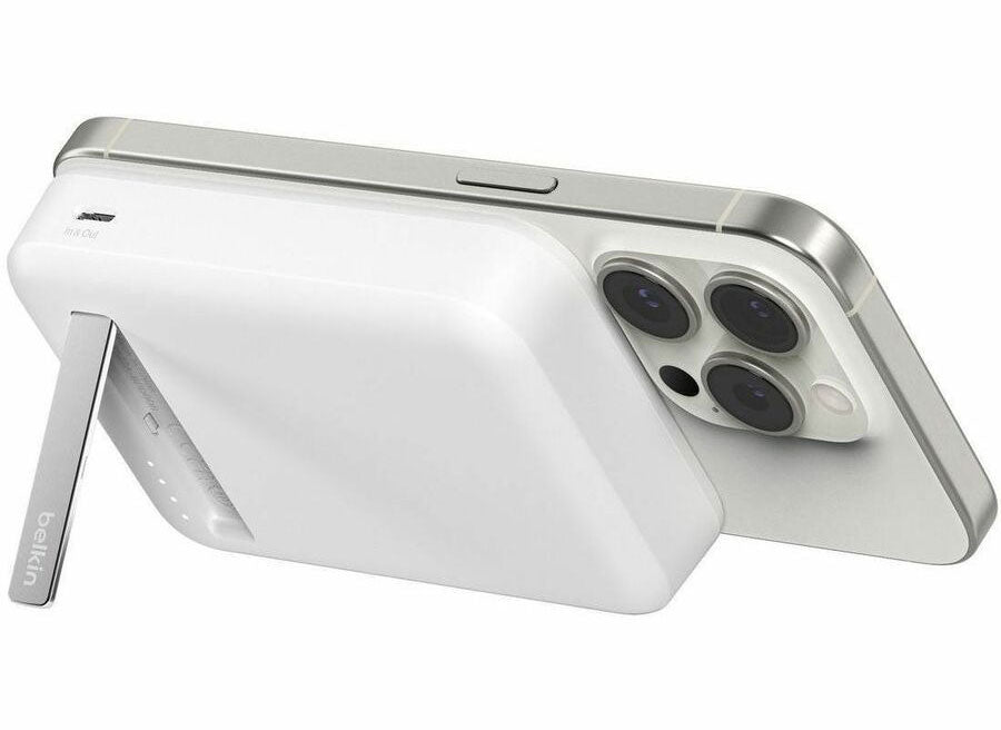 Belkin BoostCharge Pro Magnetic Power Bank with Qi2 15W 10K in White - BPD008BTWH - image 4