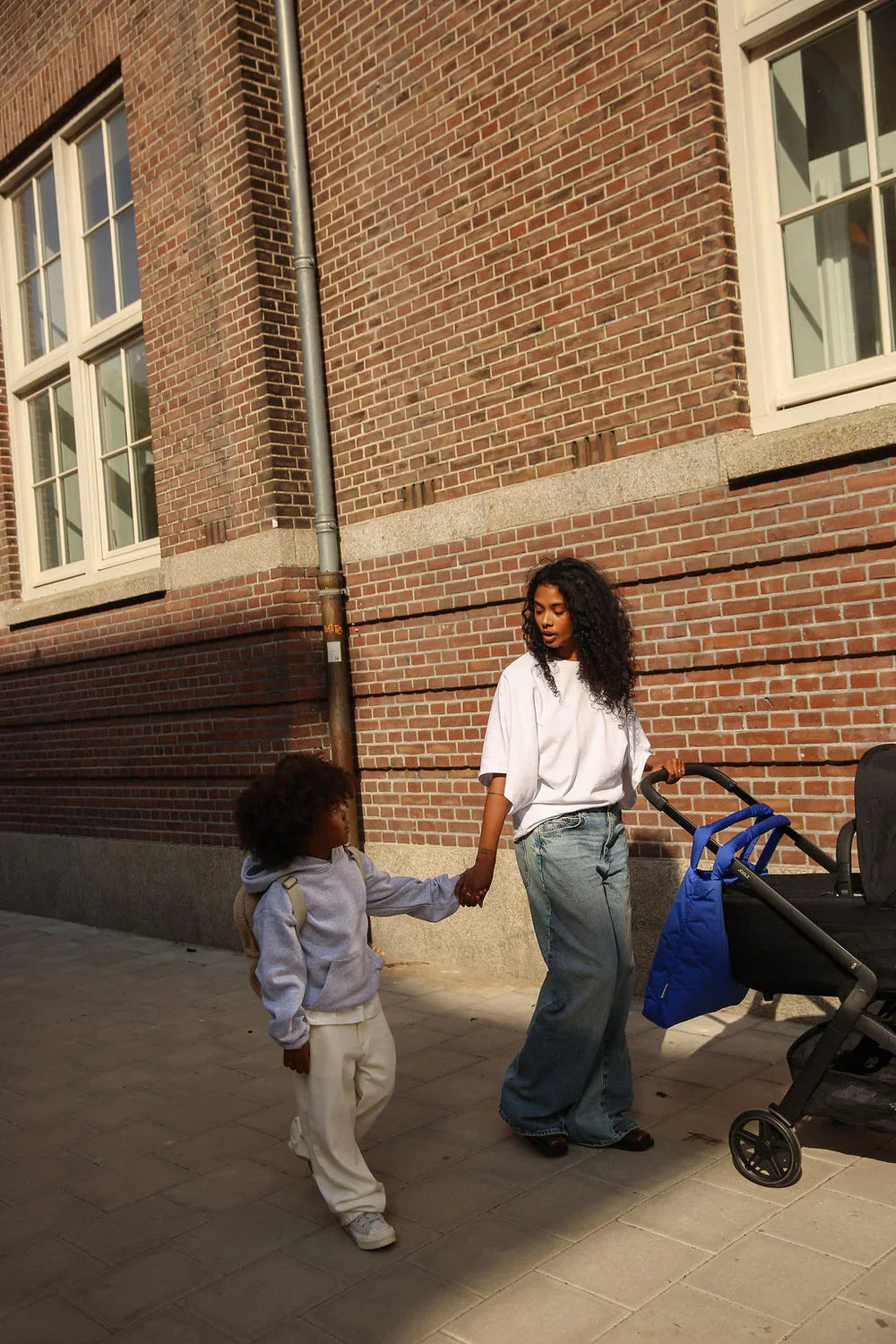 Zwarte puffy mombag