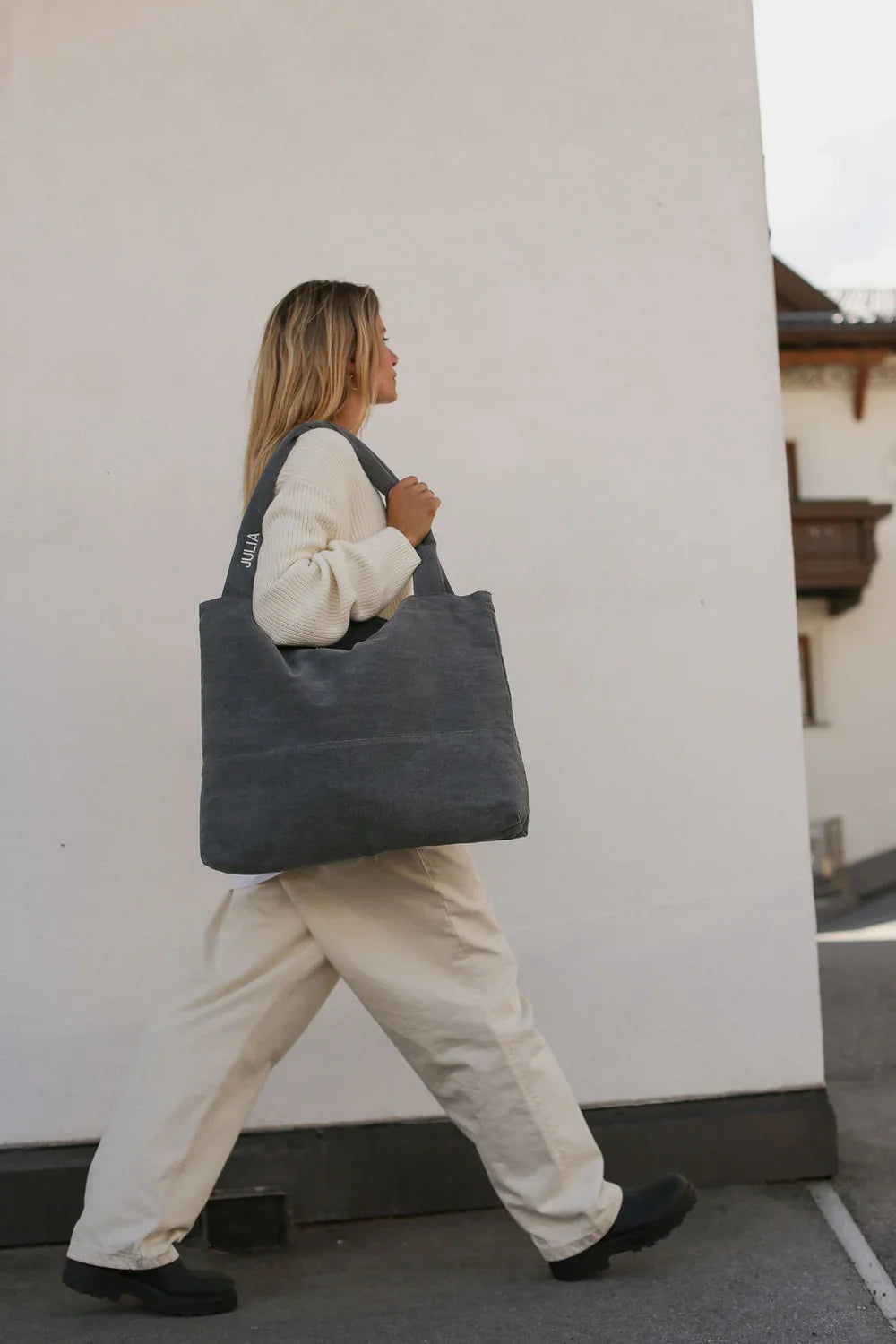 Grijze Harten Denim Mom Bag