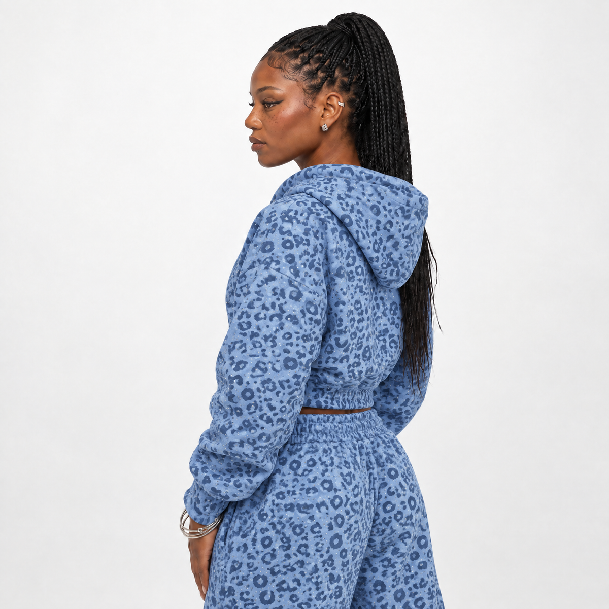VYBES Women's Blue Leopard Cropped Zip-up