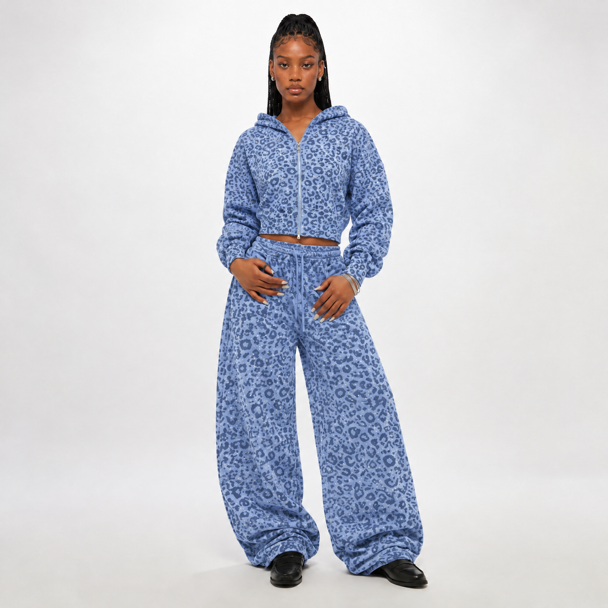 VYBES Women's Blue Leopard Cropped Zip-up