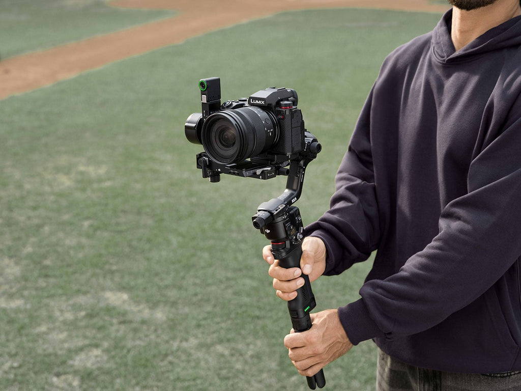 DJI RS 5 Lightweight Commercial Stabilizer Combo in Black - CP.RN.00000497.05 - image 9