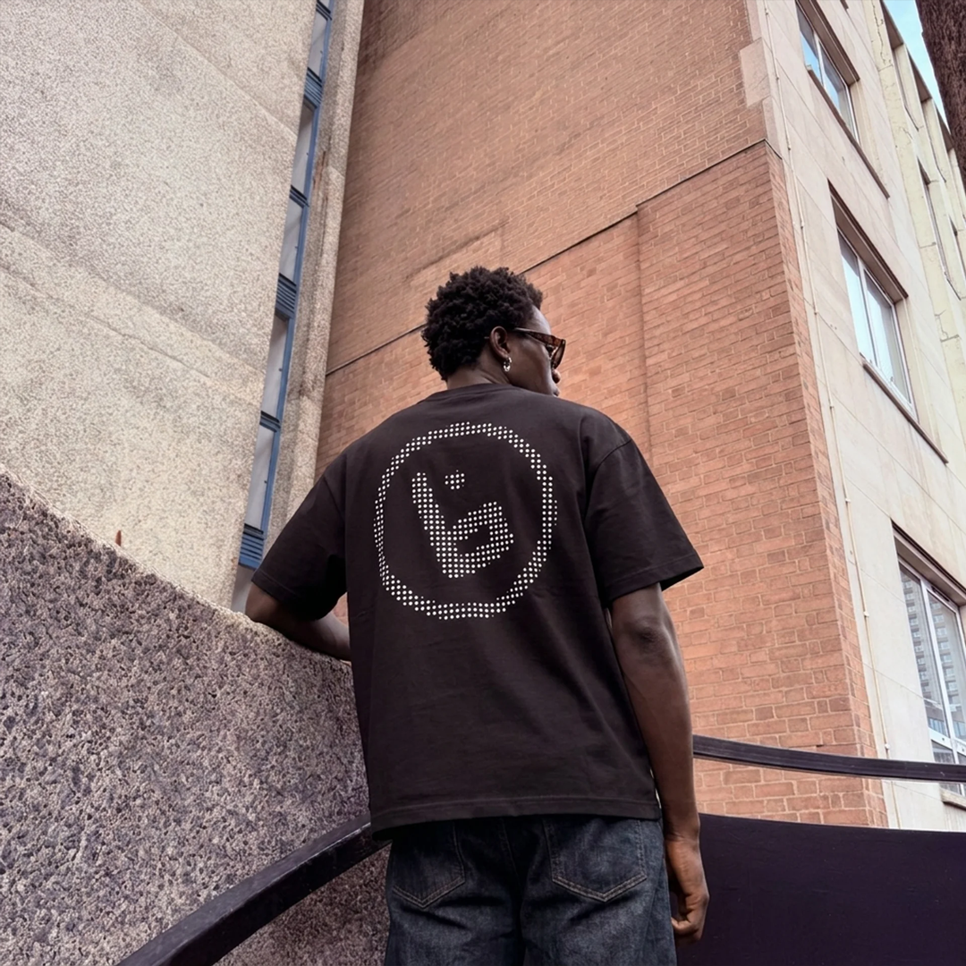 Camiseta de lunares - Negra