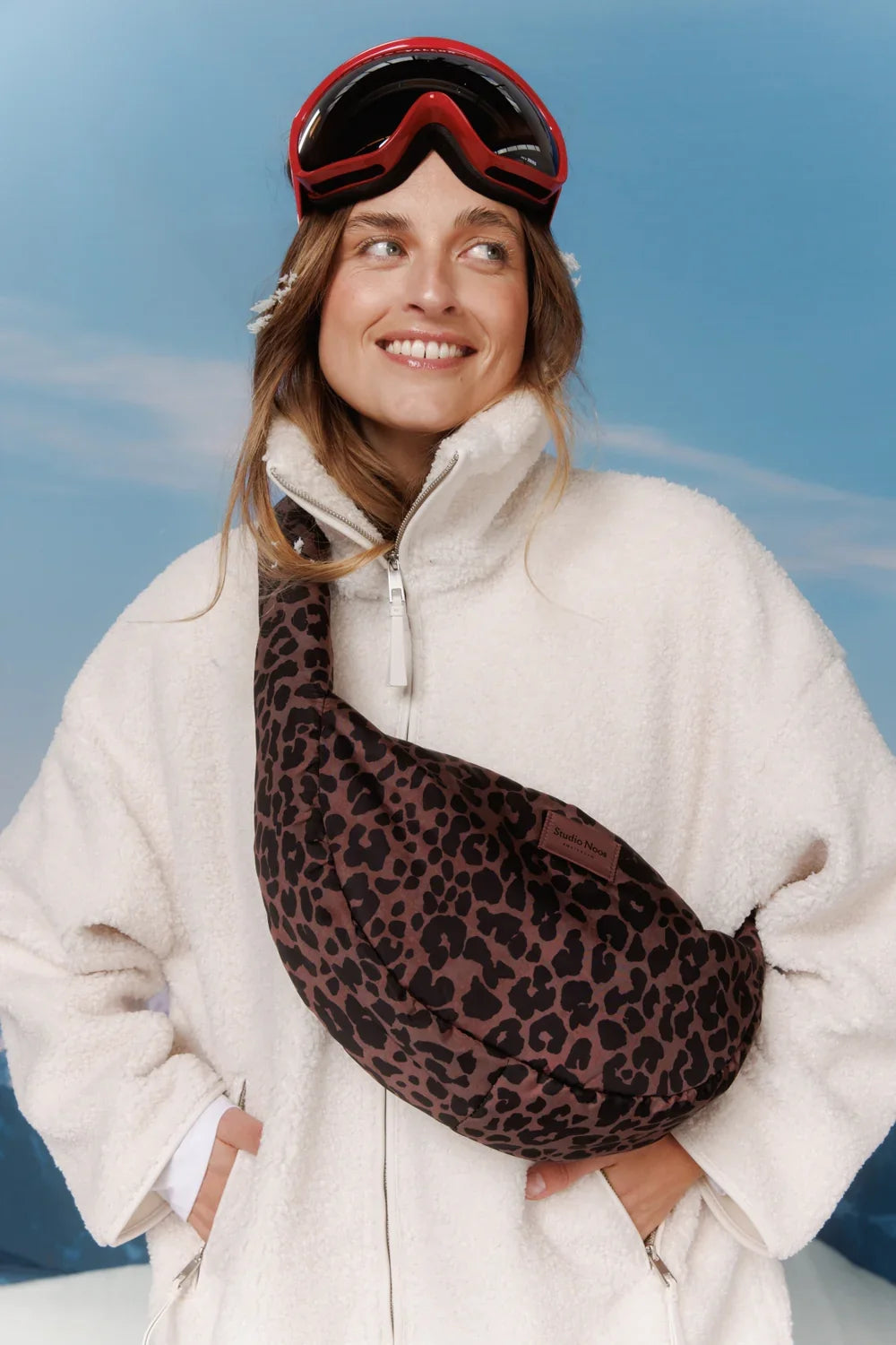 Rode Luipaard Puffy Mini Crossbodytas