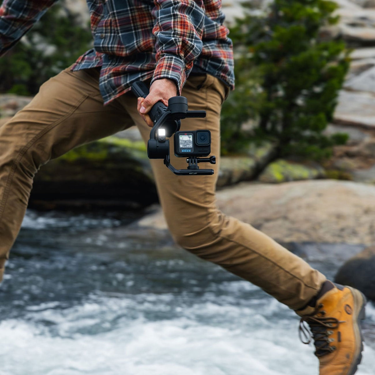 GoPro Fluid Pro AI Multi-Device Gimbal Stabilizer With AI Tracking - AGMSS-011 - image 9