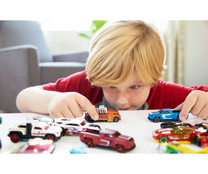 Hot Wheels 1:64 Scale 5-Car Pack (Styles May Vary) - MTT01806 - image 4