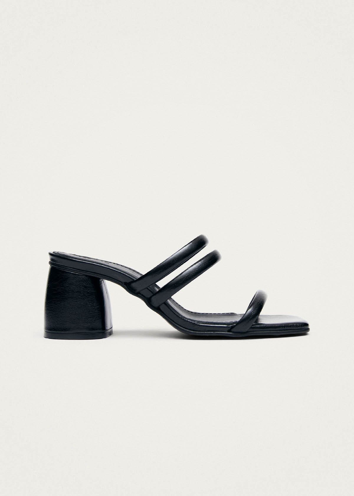 Indiana Rift Black Leather Sandals