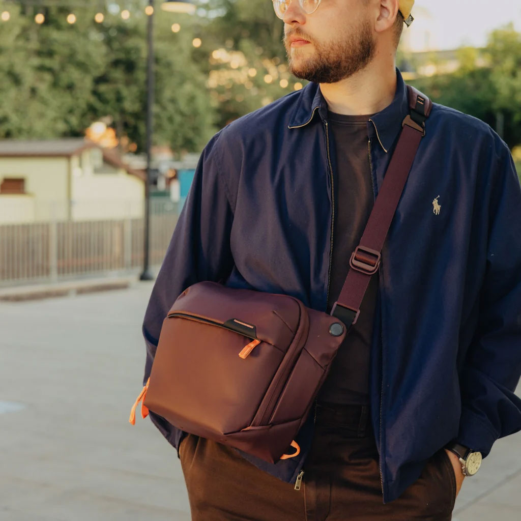 Peak Design 6L Everyday Sling Bag in Eclipse - BEDS-6-EP-3 - image 6
