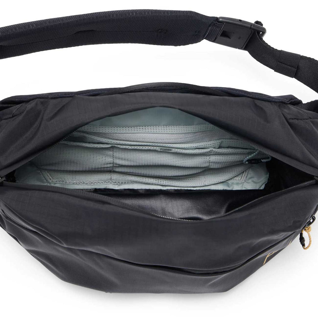 Peak Design Outdoor Sling 7L Bag in Black - BAS-7-BK-1 - image 4