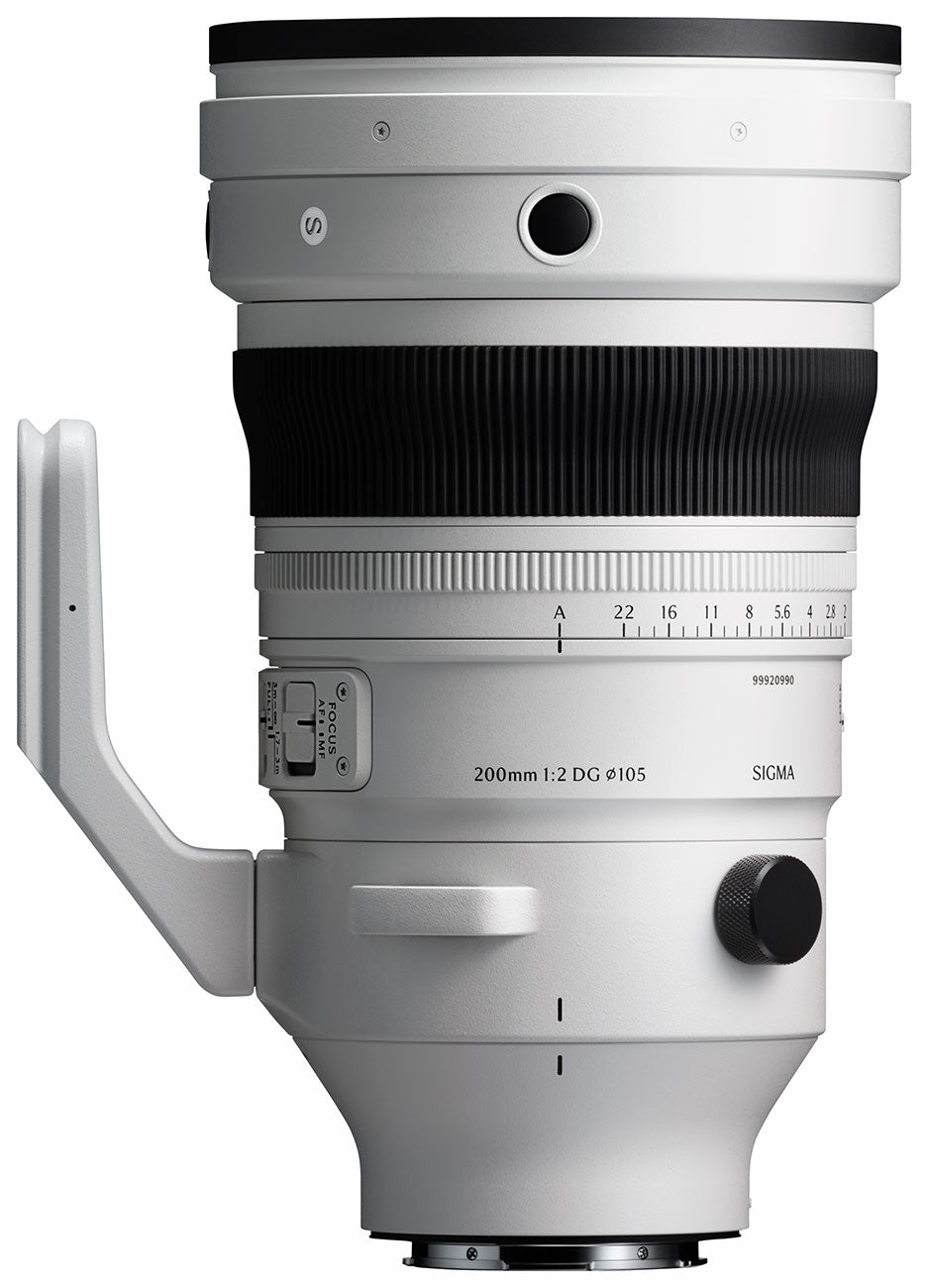 Sigma SPORTS 200mm F2 DG OS Lens for Sony E-Mount in White - 227965 - image 3