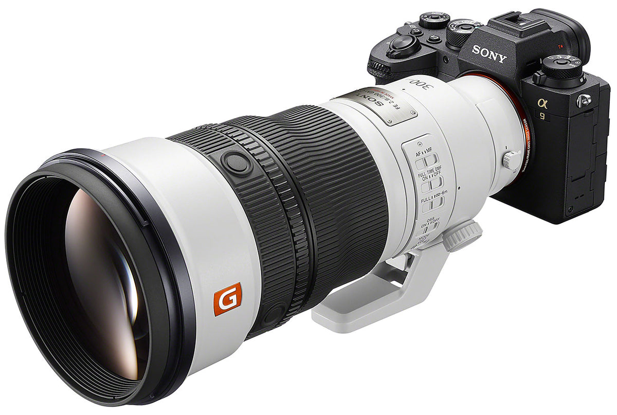 Sony FE 300mm f/2.8 GM OSS Camera Lens in White Finish - SEL300F28GM - image 5