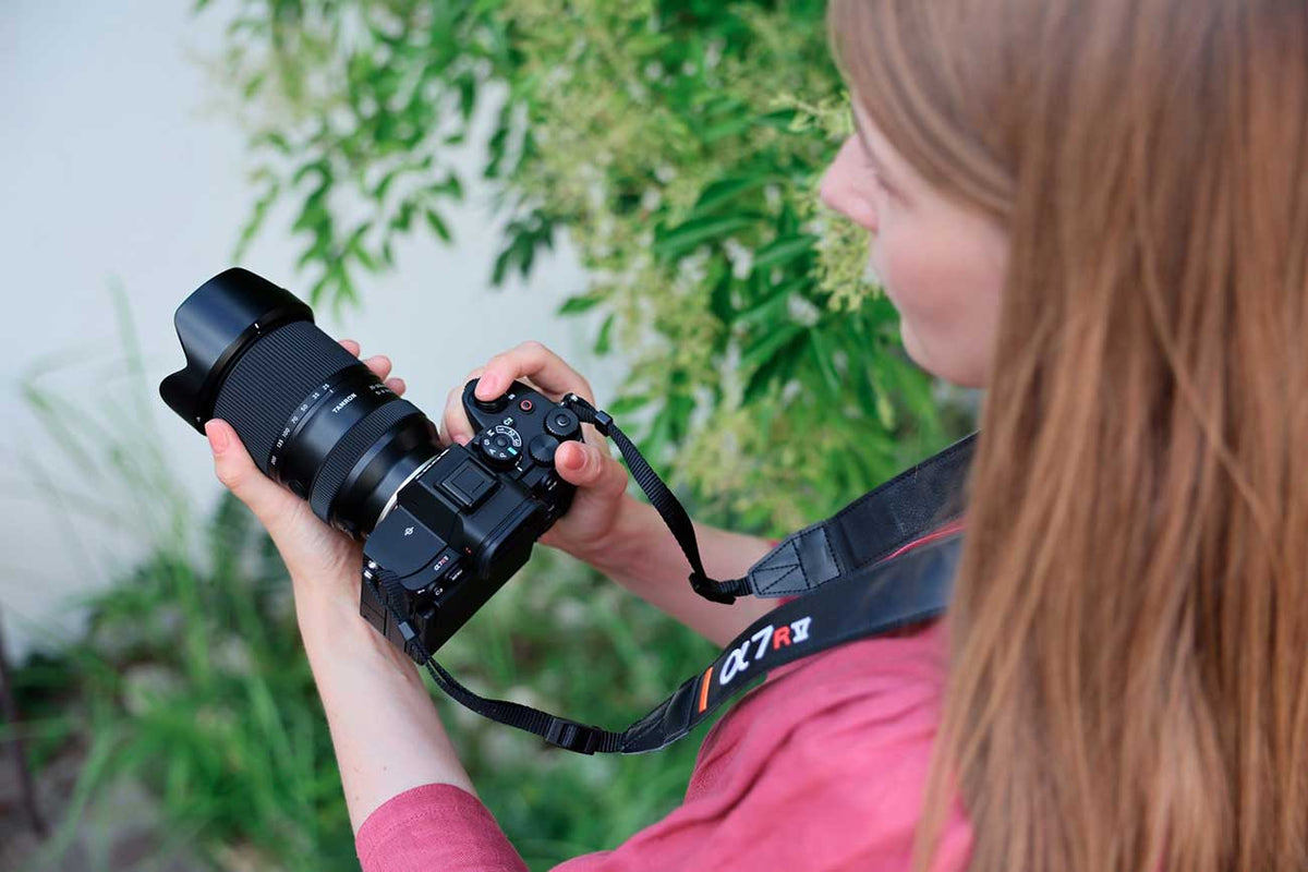 Tamron 25-200mm F/2.8-5.6 Di III VXD G2 Lens for Sony E-Mount - AFA075S700 - image 9